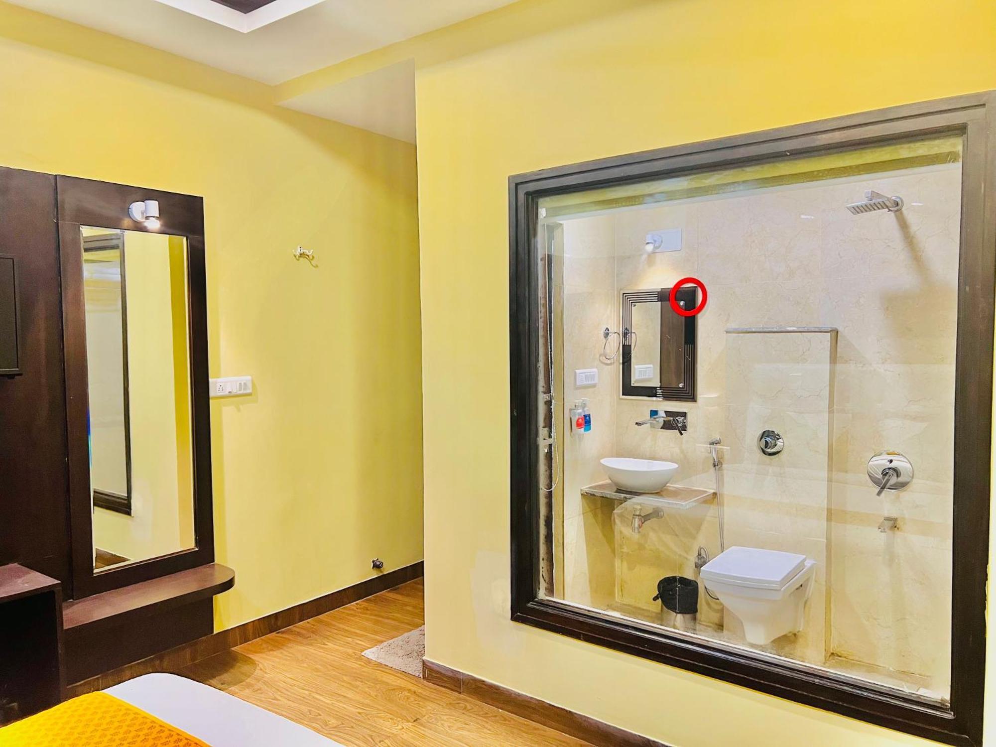 Hotel Grand Bhagwat, Удайпур Экстерьер фото